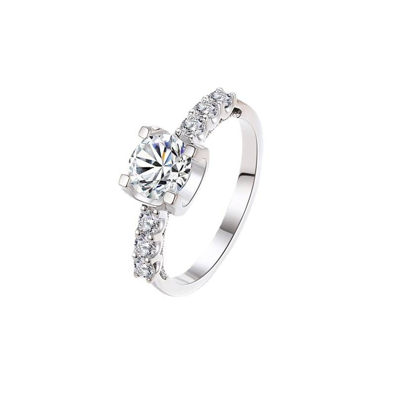 Anello in argento per donna Nuovo classico di lusso Anello con testa di toro Moissanite Anello con diamante ad alto tenore di carbonio_voghion.com