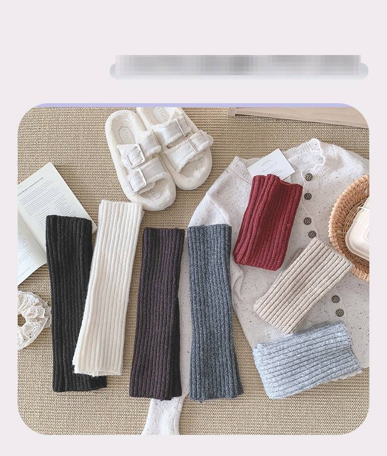 Gestrickte Socken für Damen im Herbst und Winter, neue warme Mittelrohr-Stapelsocken im japanischen College-Stil, weiße Beinwärmer, Zhuji-Socken_voghion.com