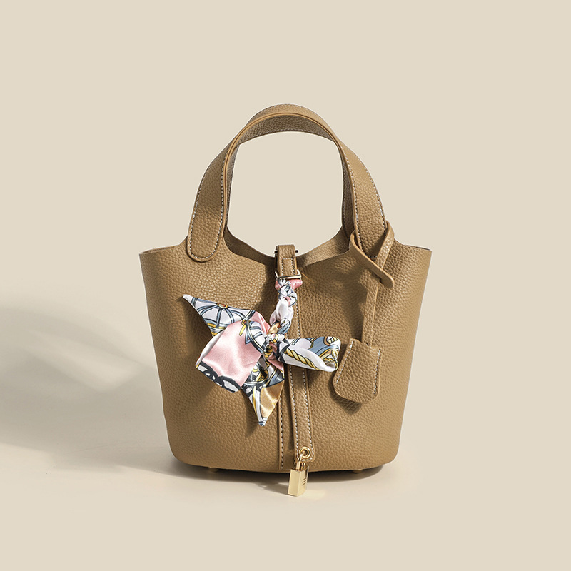 Nuova borsa da donna alla moda modello litchi borsa per secchiello per acqua portatile per il tempo libero borsa per cesto di verdure in tinta unita borsa per sciarpa in seta borsa portatile_voghion.com