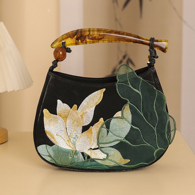 Fish Sinking Autumn Water Ancient Style Banquet Metal Handbag 3D Cheongsam Small Square Bag_voghion.com