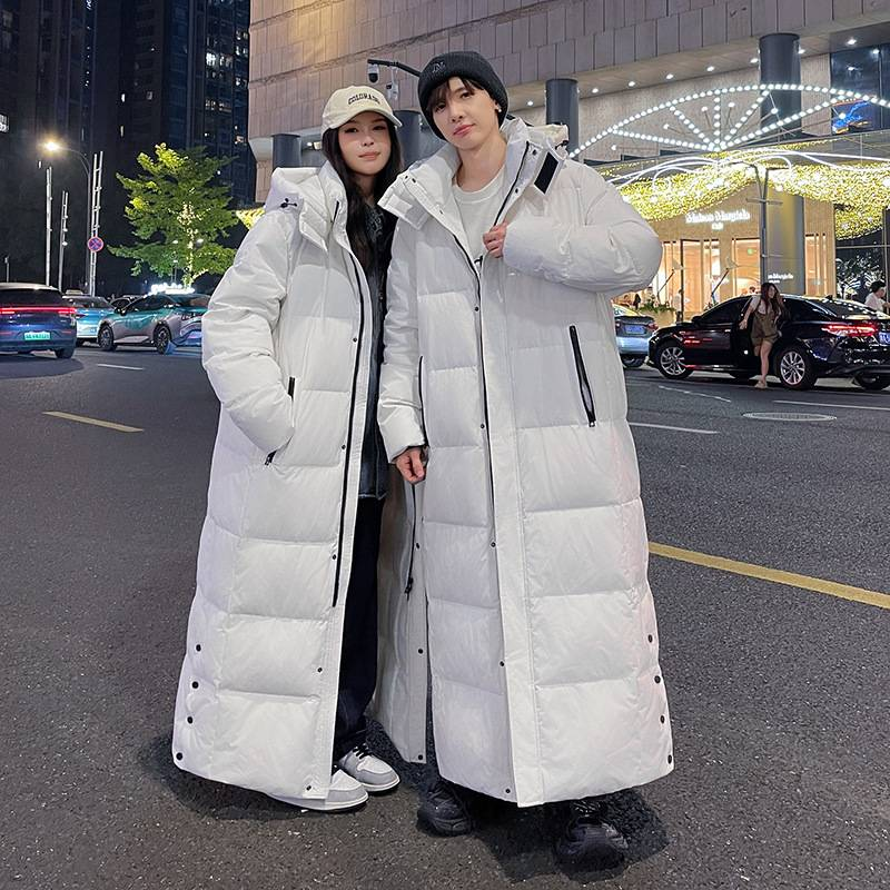 Herrenbekleidung Unisex Übergroße Winterjacke im koreanischen Stil – Wasserdichter, winddichter, ultrawarmer Daunenmantel mit 600+ Fill Power (Schwarz, Cremeweiß)_voghion.com