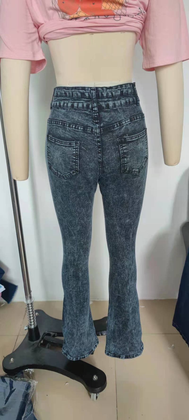 stretch jeans met hoge taille en gefrituurde sneeuwvlok met wijde pijpen voor dames_voghion.com