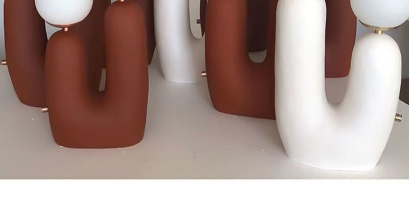 Table de chevet en résine, design nordique, luminaire de luxe, idéal pour une salle d'exposition, un salon, une chambre à coucher ou un bureau_voghion.com