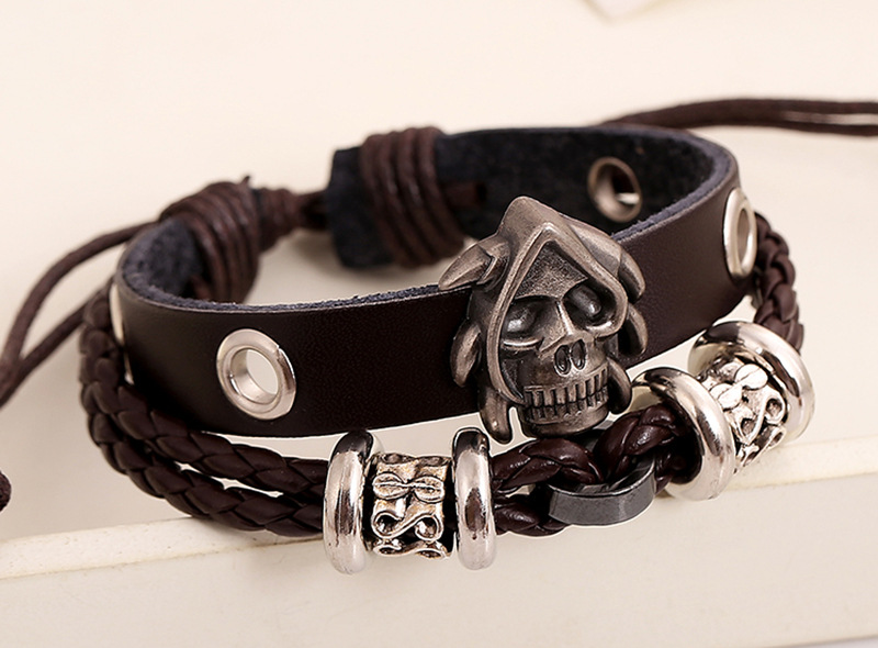 Vintage retro klinknagel punk cool hiphop accessoire armband handgemaakte koeienhuid schedel skelet Viking manchet gevlochten armbanden_voghion.com
