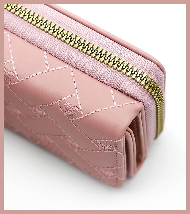 Women’s Short Wallet - Minimalist Embroidered Heart PU Tri-Fold Card Holder with Multiple Card Slots - Stylish and Functional Clutch Purse_voghion.com