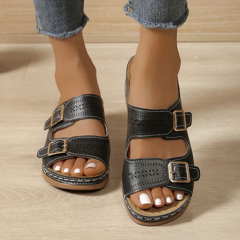 New Plus Size Carved Belt Buckle Thick Sole Women's Wedge Lightweight Outdoor Sandals_voghion.com