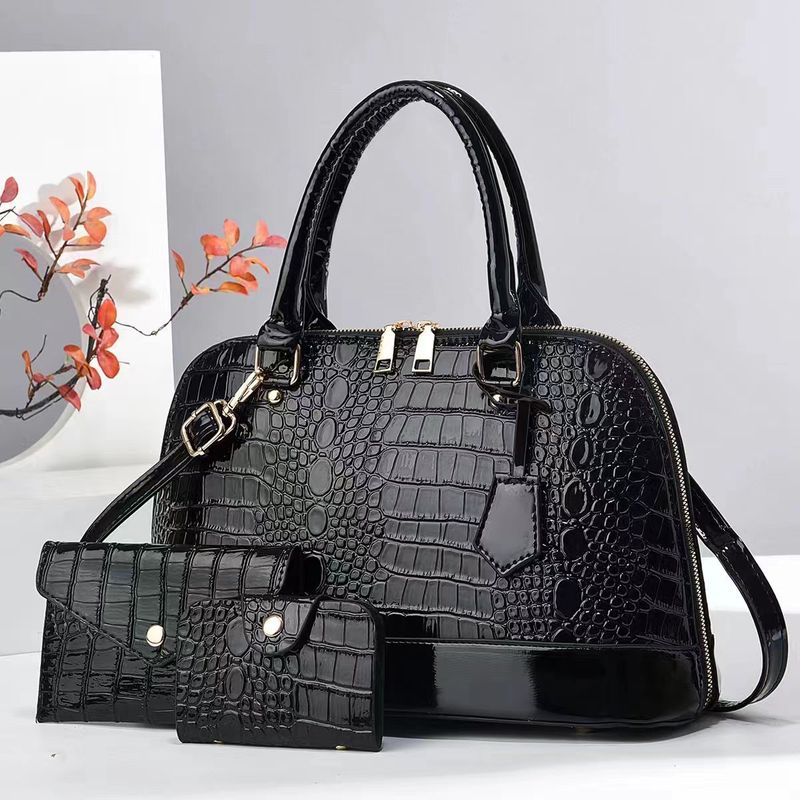 Borsa a tracolla da donna in PU con motivo coccodrillo goffrato e tracolla staccabile per l'uso quotidiano. Borsa a tracolla con motivo coccodrillo goffrato in PU._voghion.com