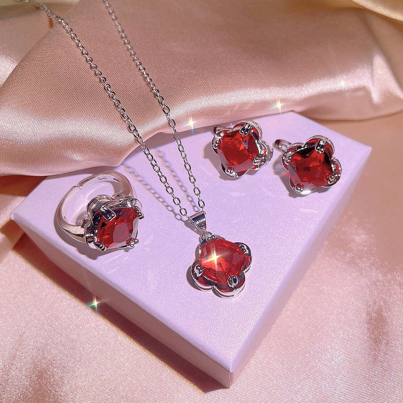 Fashion Trends Live New Natural Garnet Earrings Ring Pendant Jewelry Three-Piece Set_voghion.com
