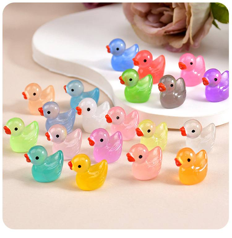 200 Best-selling Night-luminous Diy Handcrafted Micro-landscape Ornaments, Colorful Duck-shaped Animal Micro-landscape Figurines And Handicrafts_voghion.com