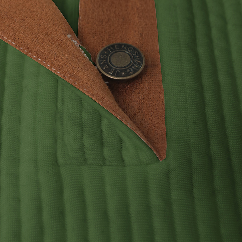 Polo décontracté à rayures verticales et col montant pour homme, nouveau style printemps-automne 2024_voghion.com