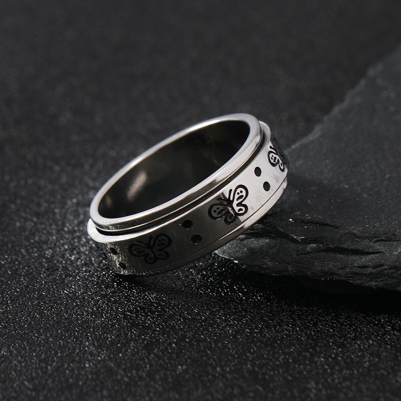 Design di nicchia ad anello in titanio, anello di riduzione della pressione girevole a farfalla, gioielli in acciaio inossidabile_voghion.com