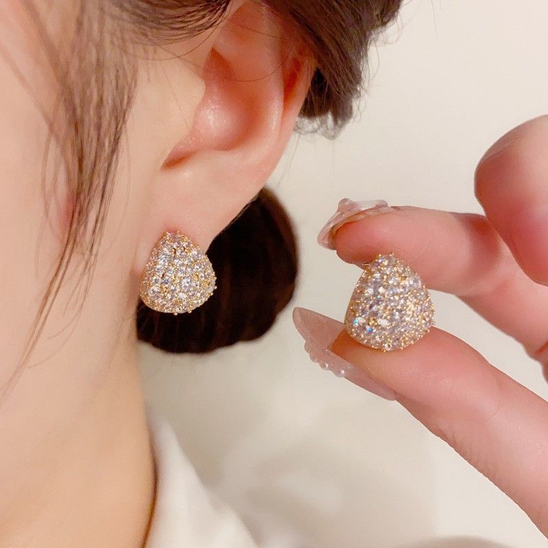 Orecchini eleganti con goccia d'acqua in zircone argento super lucido, design unico di nicchia alla moda_voghion.com