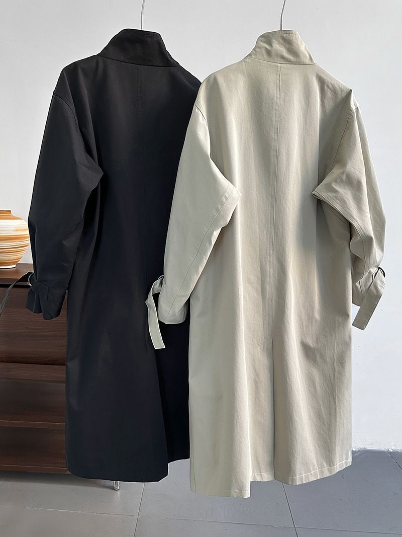 Elegant British-Style Long Trench Coat For Women – Minimalist & Luxurious Knee-Length Overcoat With Adjustable Belt, Pure Cotton, Black & Light Beige_voghion.com