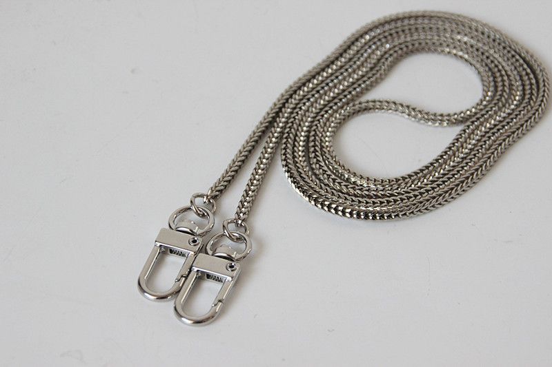 Accessori da donna in metallo casual da 3 mm, catena piatta in osso di serpente color oro_voghion.com