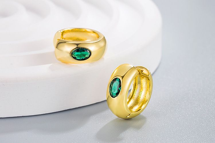 Orecchini a clip in stile freddo di nicchia, design semplice con personalità femminile e temperamento di alta qualità_voghion.com