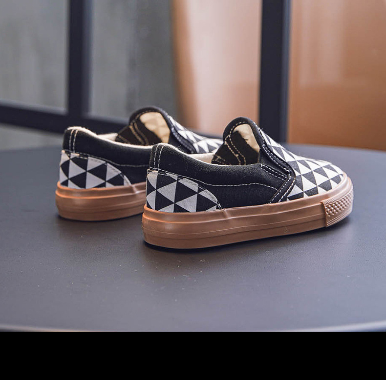 One Step Canvas 2023 Winter Plush Small, Medium, Large Children's Board Shoes Boys and Girls Korean_voghion.com