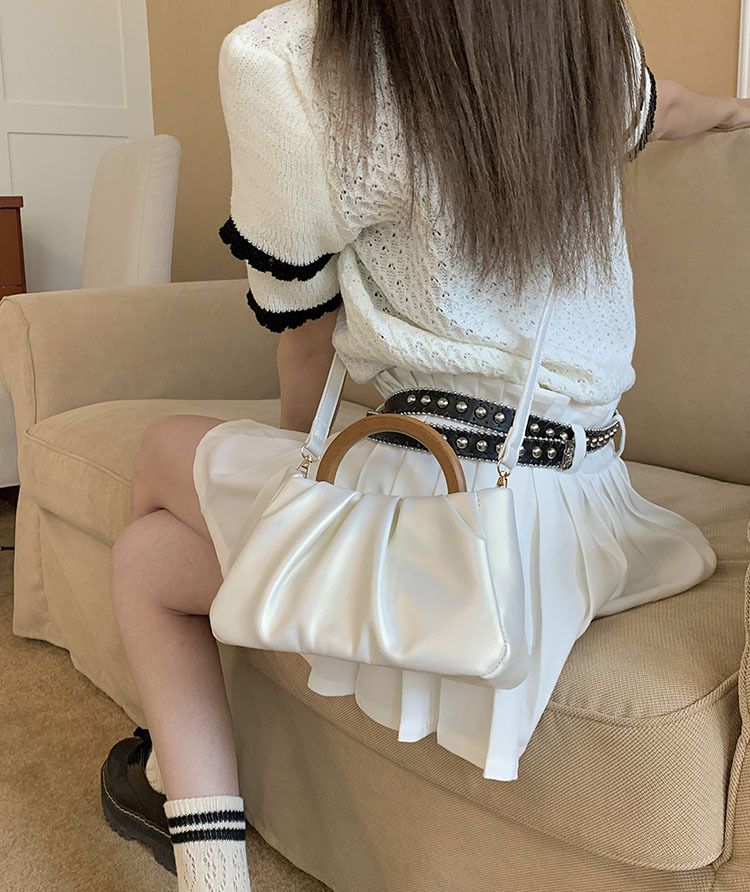 Borsa a tracolla plissettata da ragazza in bianco perla, nuova borsa da donna 2024, borsa da donna alla moda ed elegante_voghion.com