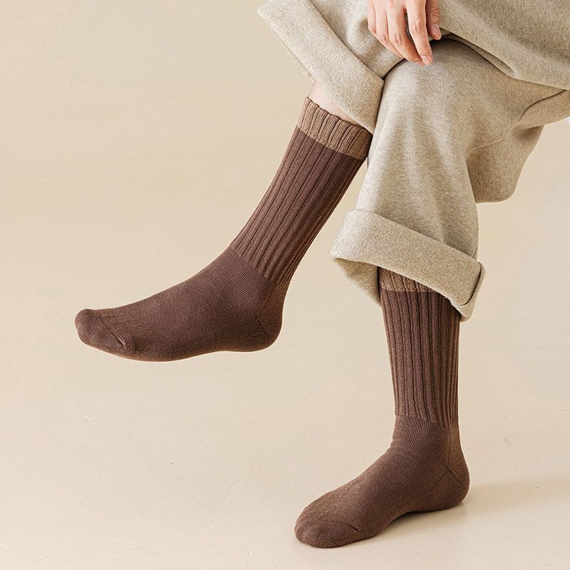 Nouvelles chaussettes d'automne et d'hiver pour hommes, chaussettes décontractées de couleur unie pour hommes, chaussettes en éponge, fond en serviette, chaussettes mi-tubes épaisses et polyvalentes_voghion.com