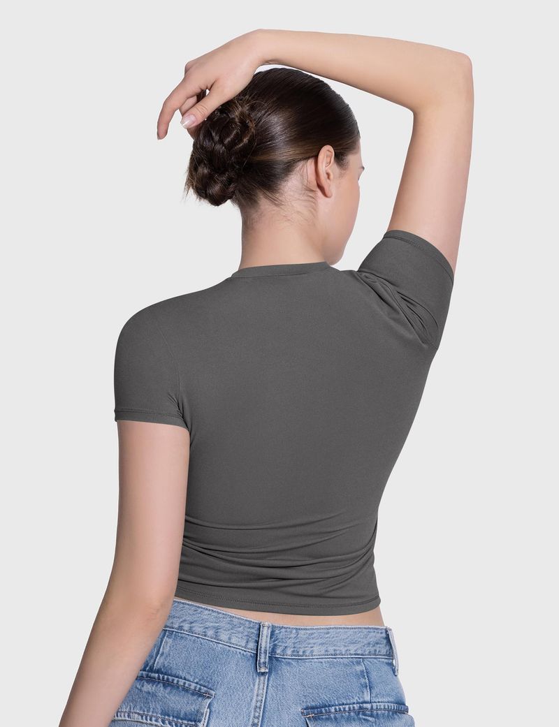 Grenziwwerschreidend europäesch an amerikanesch Tops Dammen Kuerzärmlech Summer Geplisséiert Slim T-Shirt_voghion.com