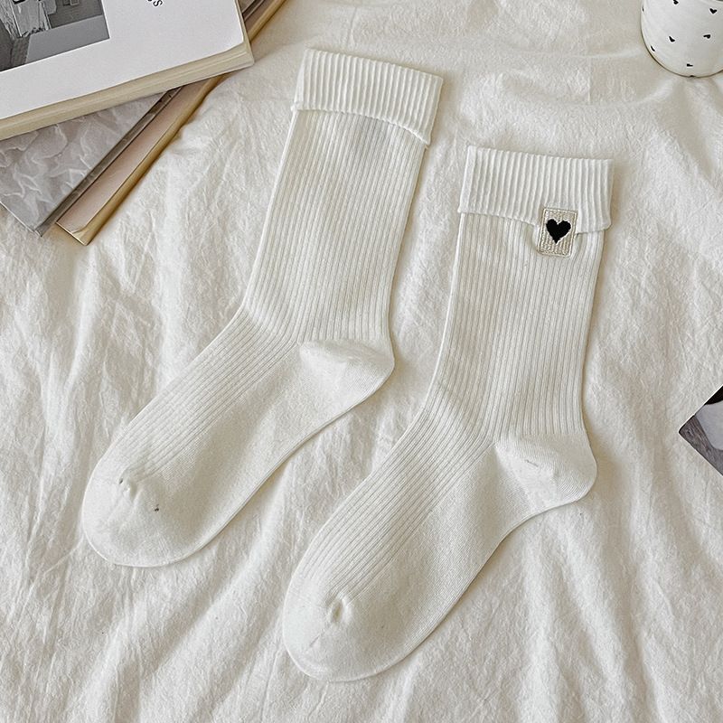 25 Jahre neue graue herzförmige Wadensocken für Frauen, ein Haufen Frauen_voghion.com