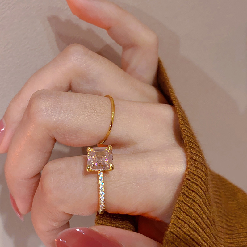 Rosa Liebesedelsteinring für Frauen 2023 trendiger neuer Stil leichter Luxustemperament Nischendesign-Zeigefingerring_voghion.com