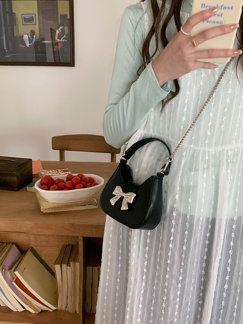Niche bow handbag new spring/summer trend sweet cool lipstick chain crossbody mini small bag for women_voghion.com