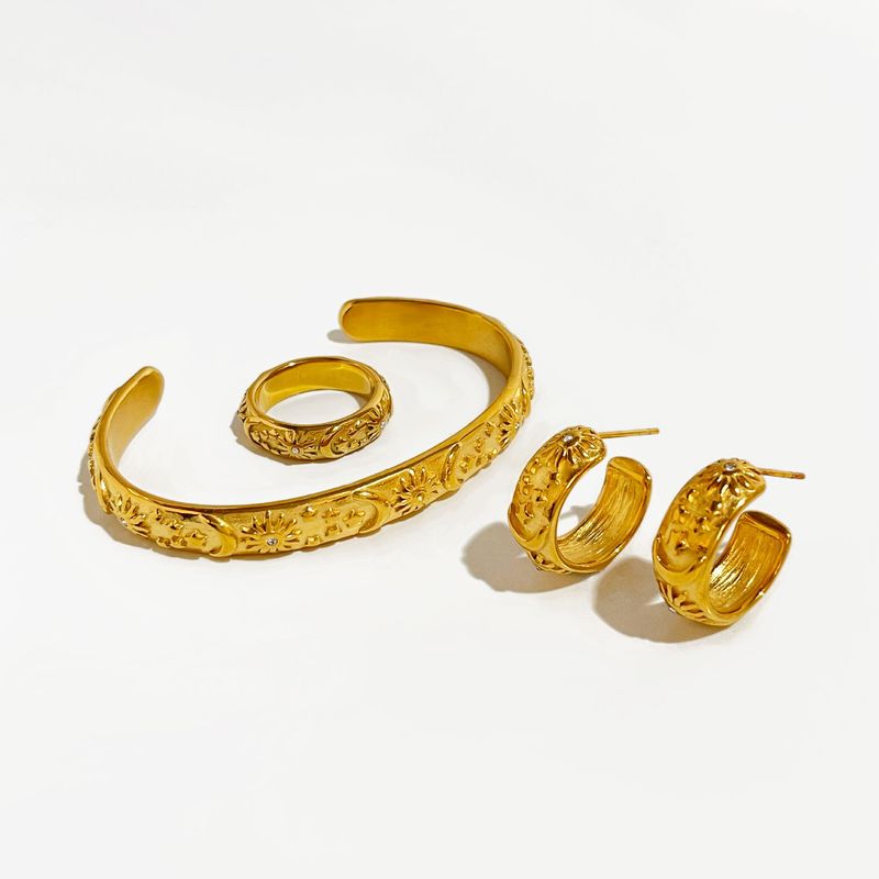 Design fashion popular retro temperament stainless steel bracelet ring earrings set mango moon pattern_voghion.com