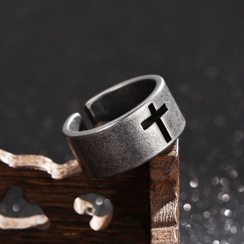 Men's Jewelry Creative Personality Trendy Rings Blackened Retro Old Titanium Steel Men's Hollow Cross Open Ring_voghion.com