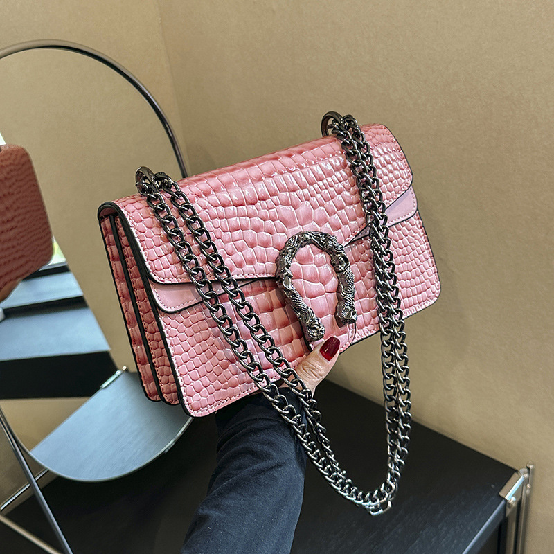 Heißer Designer Leichter Luxus Beliebte Damen Kette Retro Crash Farbe Hundert Schloss Hundert Schultertasche Kleine Quadratische Umhängetasche_voghion.com