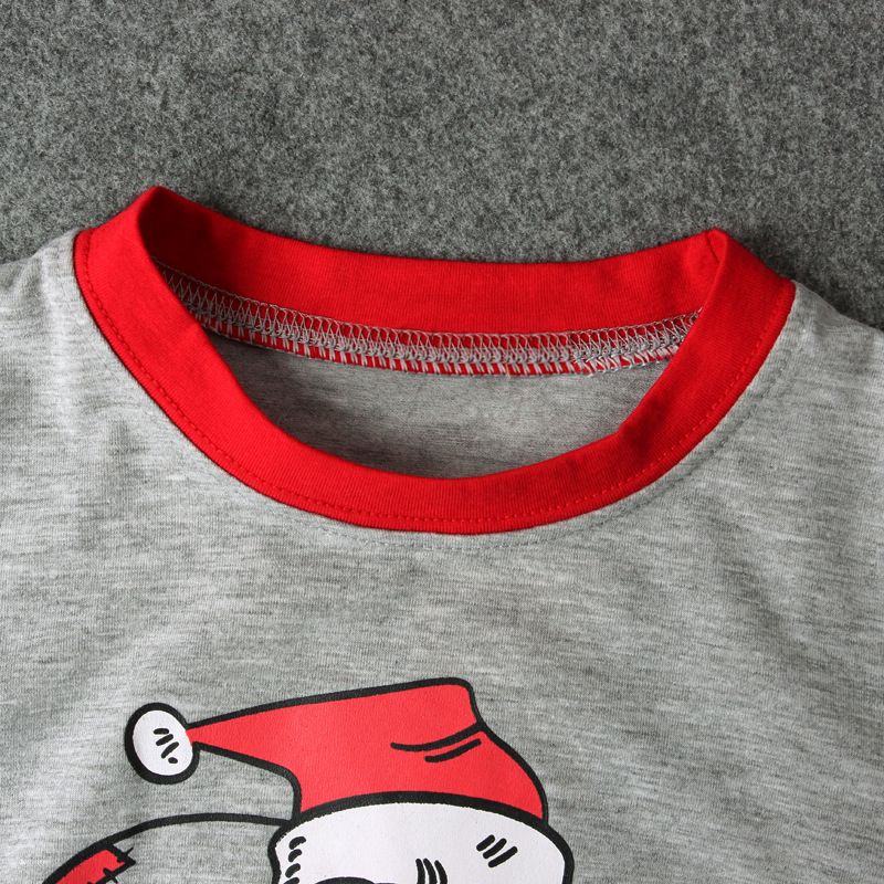 Abito da casa a maniche lunghe da Babbo Natale primaverile e autunnale per bambini. Abito da bambino in due pezzi_voghion.com