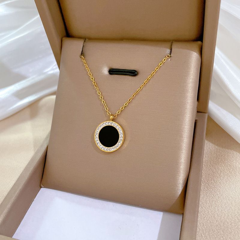 【Acciaio al titanio a corpo intero】 Il temperamento e la personalità dell'agata rotonda sono estremamente semplici. Collana in vero oro nel_voghion.com