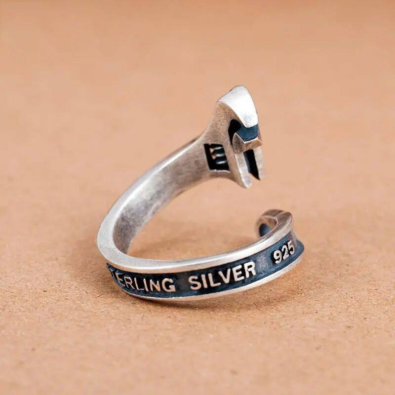 Fashionable adjustable wrench ring with vintage and versatile ring accessories_voghion.com