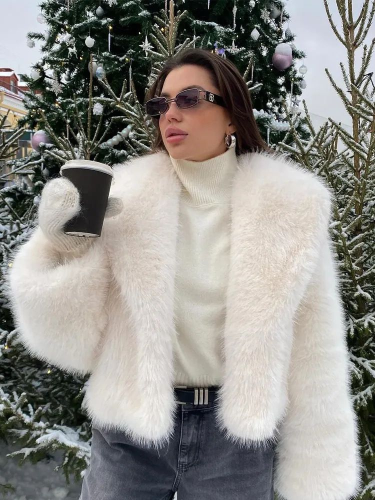 Giacca corta in pelliccia sintetica di volpe - Cappotto in pelliccia vegana degno di nota per donna (S-L, taglio corto, collo sciallato alla moda, inverno e autunno, stile streetwear chic)_voghion.com