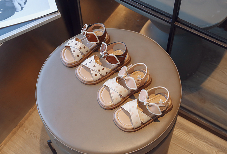 Kinder 2024 neue Dot Bow Mädchen Prinzessin Sandalen atmungsaktive und modische Sommerschuhe_voghion.com