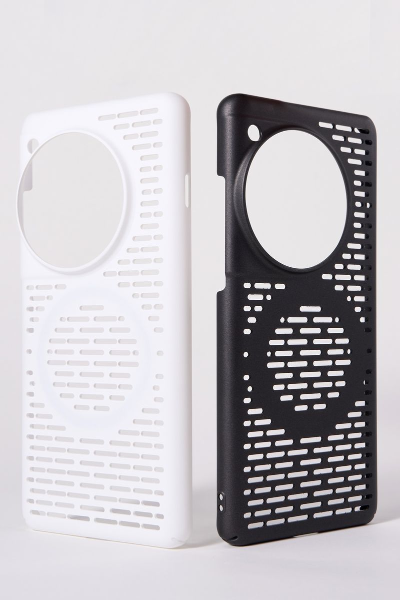Adecuado para OnePlus 12 nueva funda de teléfono original ultrafina con disipación de calor, succión magnética, ligera y delgada, todo incluido, antideslizante, sensación de piel simple_voghion.com