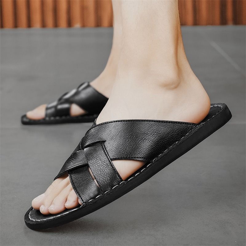 Große Größe 2025 Neue Sommer Einteilige Herren Hausschuhe, Modische Stilvolle Flache Boden Sandalen, Anti Slip Und_voghion.com
