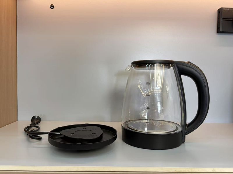 Bollitore elettrico in vetro di alta qualità da 1,8 l, ebollizione rapida con base girevole a 360°, senza BPA e a risparmio energetico, per uso domestico e in ufficio._voghion.com