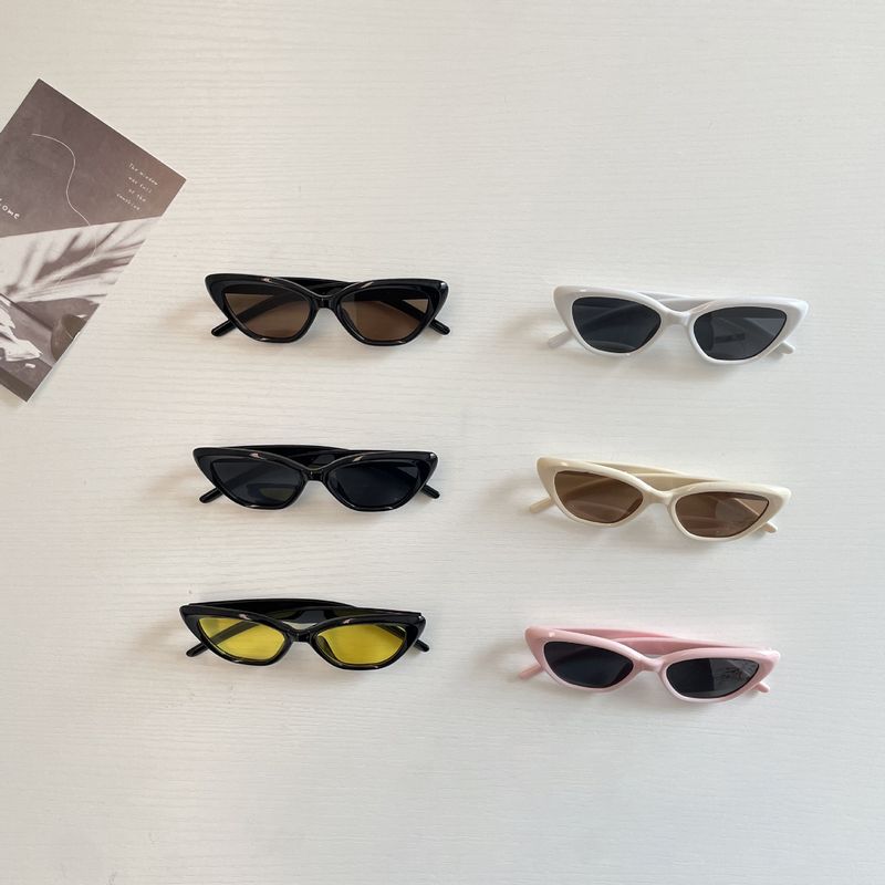 Børns drenge piger, forår 2024 trendy og cool, cat eye solbriller til babyer, parasol trend_voghion.com