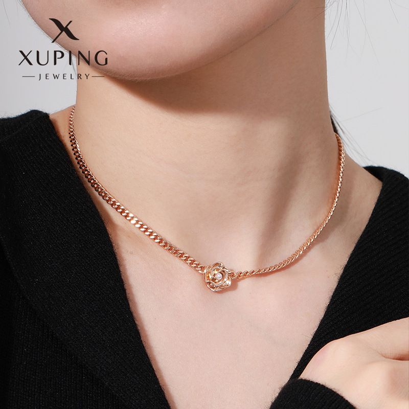 Collana con camelia cubana di design di nicchia Xuping per donna, stile francese, unica, alla moda, con catena per clavicola_voghion.com