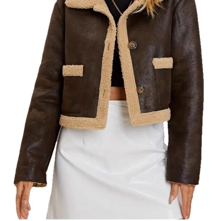 Kurze Jacke aus Wildlederimitat – Fleecegefüttert, Slim Fit, mit Taschen (S-XXL, Kaffeebraun)_voghion.com