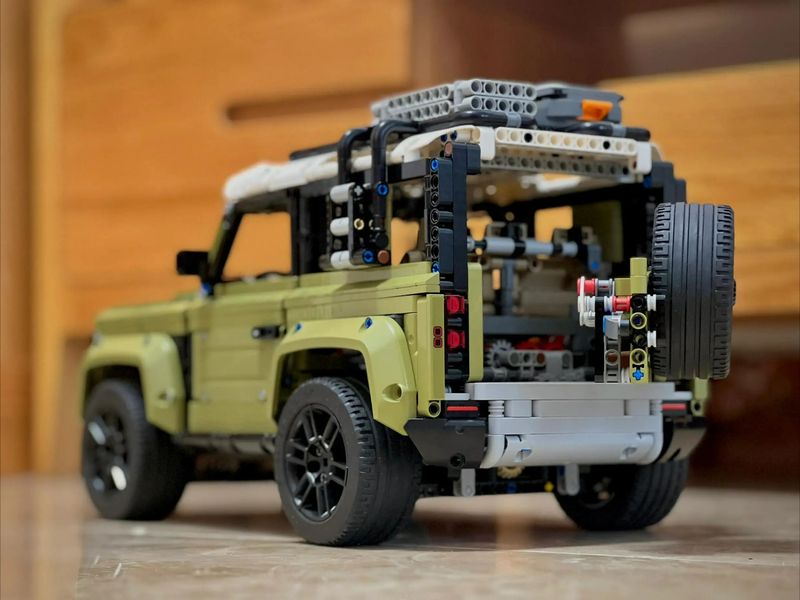 2573PCS Neue Technische Land Off-road Defender Sport Auto Bausteine Set Modell MOC Fahrzeug Spielzeug Ziegel Für Jungen Erwachsene Geschenke_voghion.com