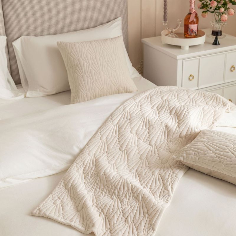 Yeni modern basit Hollanda kadife ultrasonik kabuk deseni Otel B & B otel yatak havlu yatak bayrağı_voghion.com