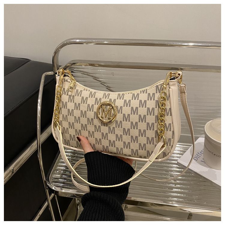 Borsa a tracolla con stampa a lettere, elegante e di personalità, con tracolla a mezzaluna, nuova moda di quest'anno per le donne_voghion.com
