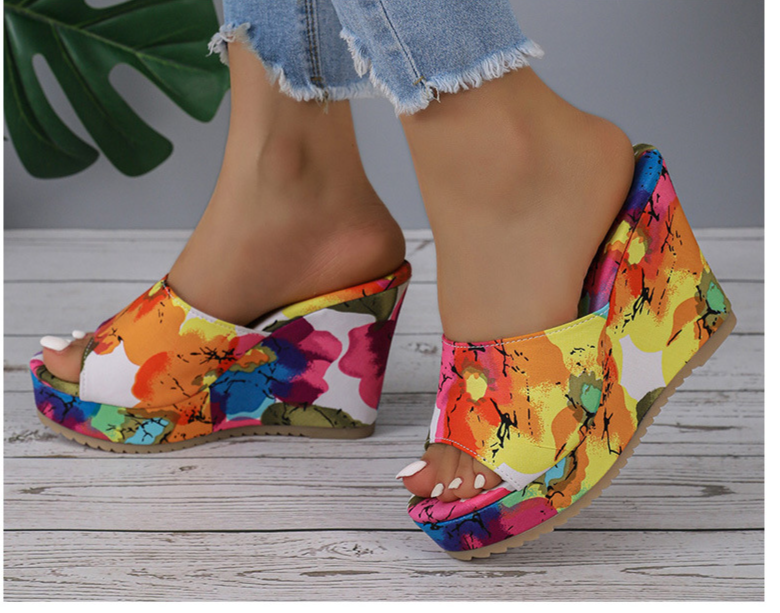 New casual fashion printed high-heeled sandals thick-soled beach women's flip flops cross-border round-toed sandals_voghion.com