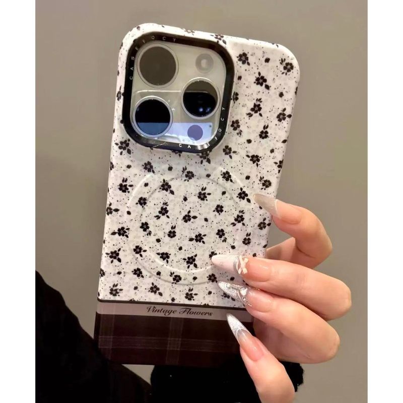 Ins Minimalist Floral Bär Kissen Magnethalter Geeignet für IPhone 17 Pro Max Apple Phone Case 15_voghion.com