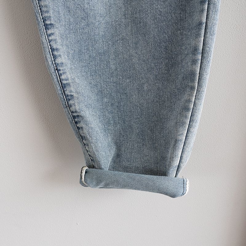 Jeans, marca de hombre, papel de moda, tendencia avión, estampado bordado, corte ajustado elástico y pantalones Harlan casuales versátiles._voghion.com