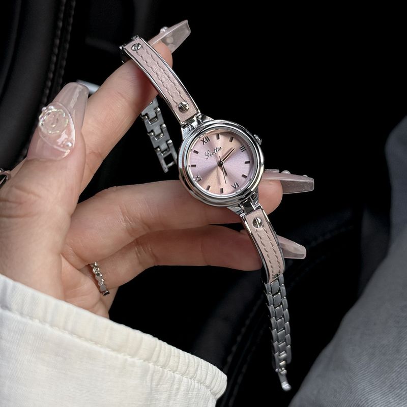 Pulseira estilo Gaudí para mulheres, design leve, relógio de quartzo elegante 9776_voghion.com