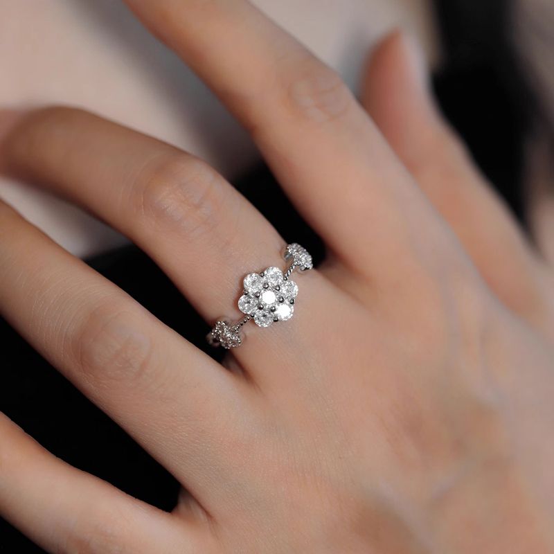 Anello in zircone con fiore in stile francese per donna, leggero e lussuoso, sensazione di alta qualità, design di nicchia elegante, squisita moda dolce_voghion.com