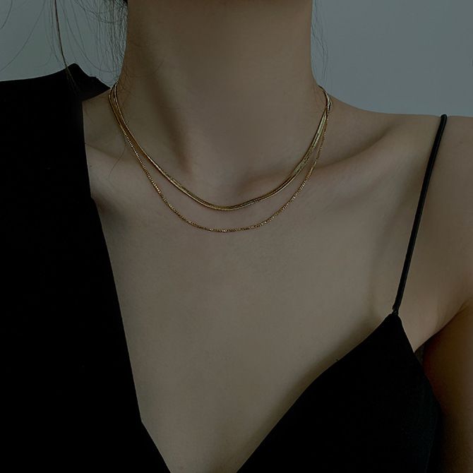 Colier cu strat dublu cu temperament de vânt, design de nișă feminină, purtare parfumată, vânzări, vânt simplu și rece, șarpe_voghion.com