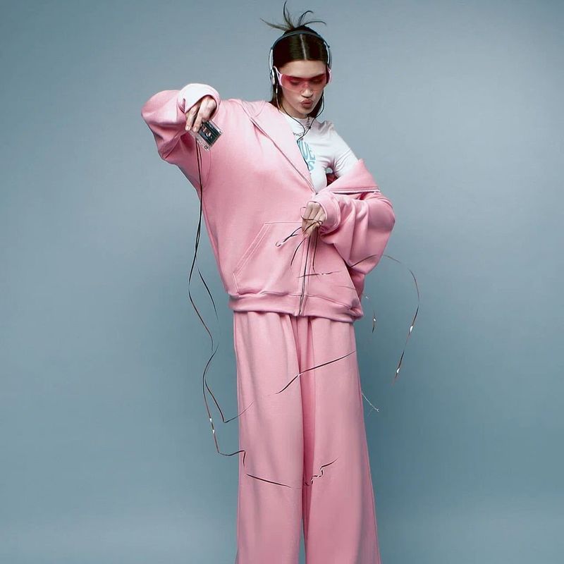 "Women's Hooded Sweatshirt & Jogger Pants Set – Trendy Streetwear In Soft Pastel Colors (S/M/L/XL)"_voghion.com